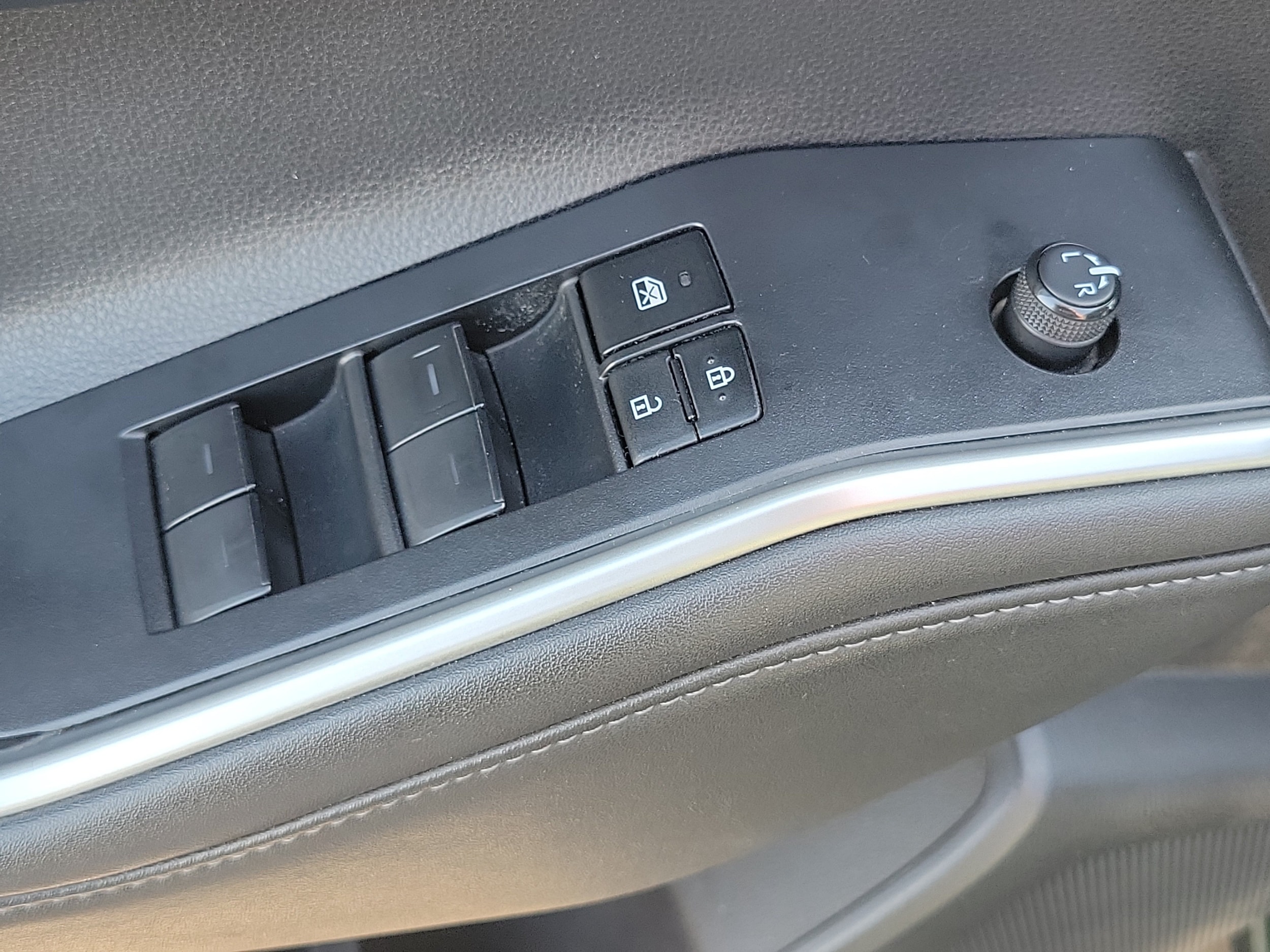 2023 Toyota Highlander XLE - Photo 25