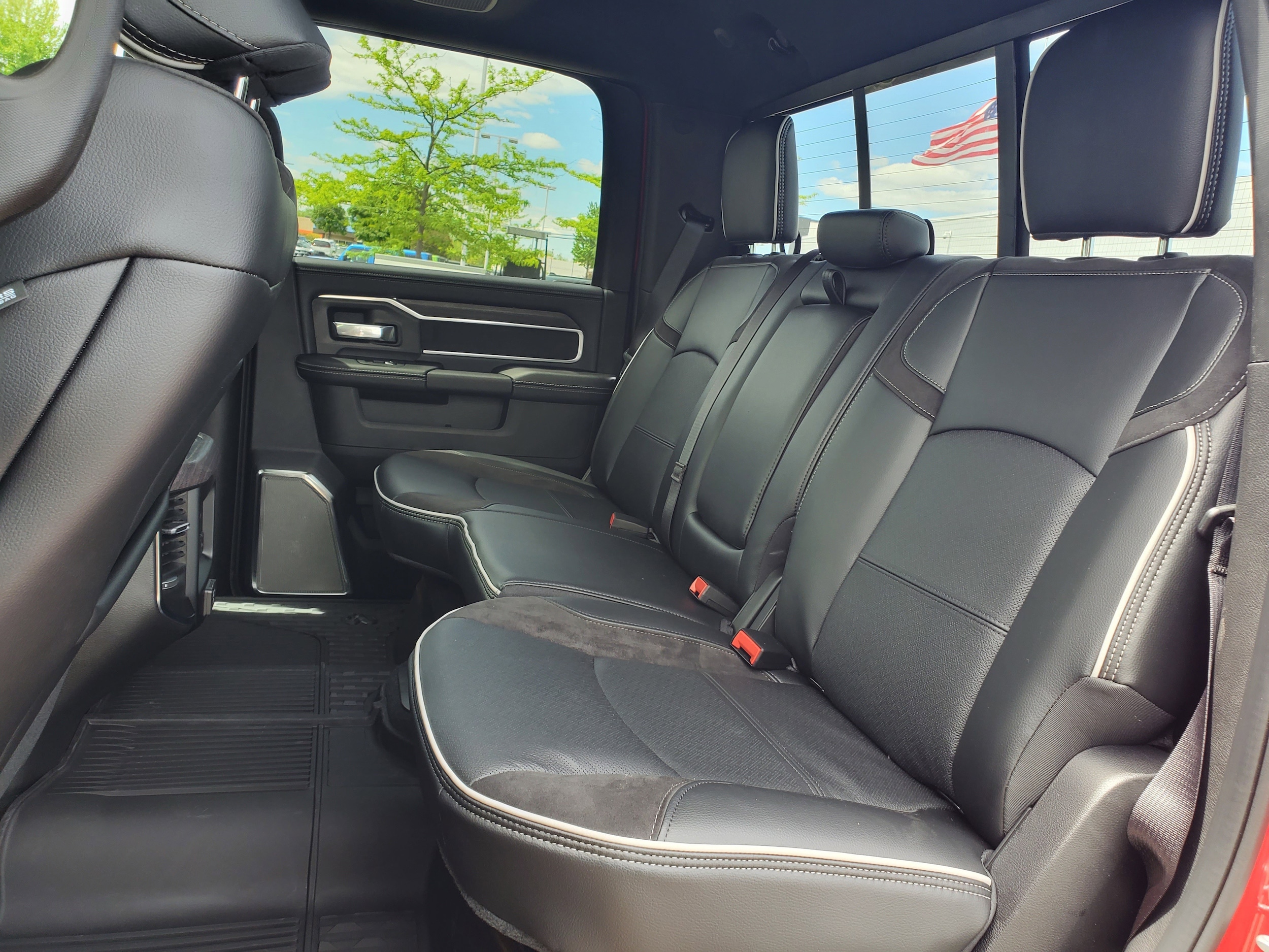 2026 RAM 2500 Laramie - Photo 31
