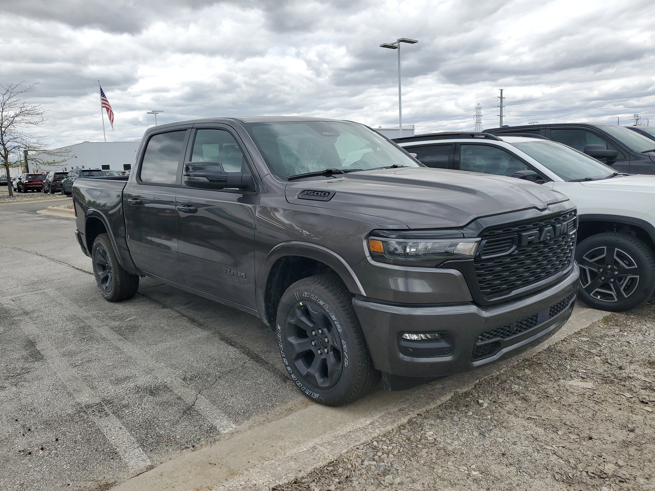 2026 RAM 1500 Big Horn/Lone Star 4x4 Crew Cab 5'7's photo