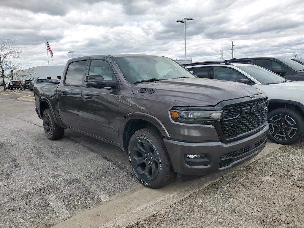 New 2026 Ram 1500 BIG HORN CREW CAB 4X4 5'7 BOX Pickup