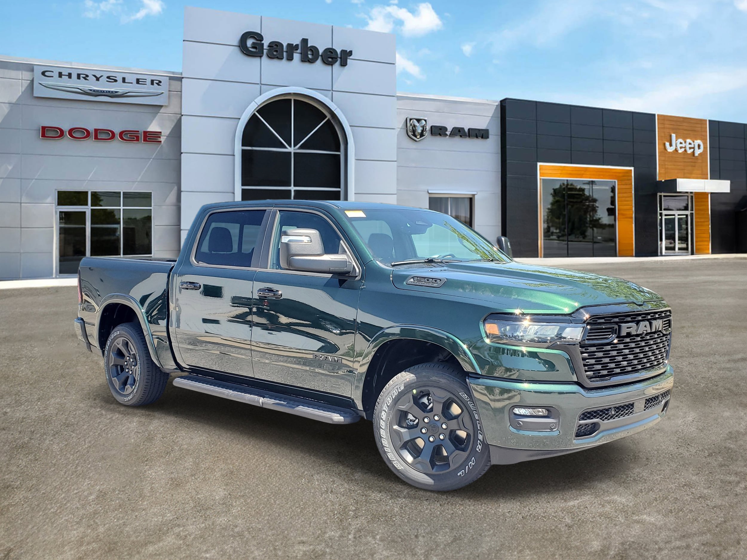 2026 RAM 1500 Big Horn/Lone Star 4x4 Crew Cab 5'7's photo