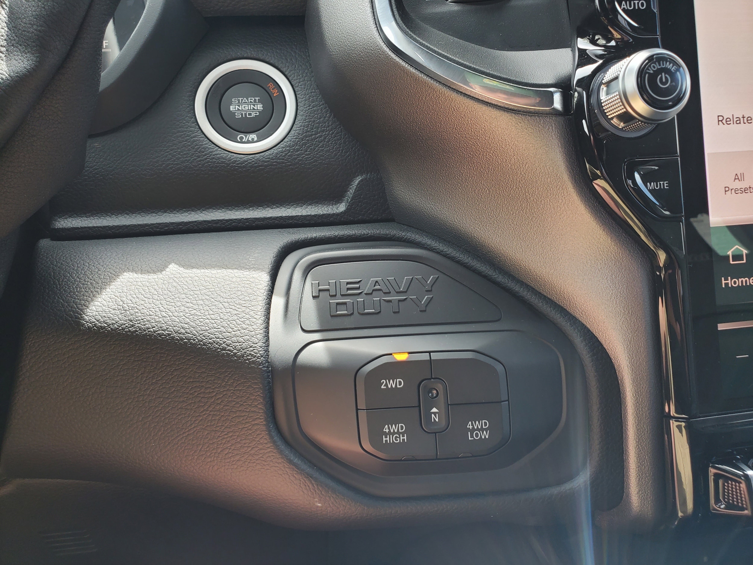 2026 RAM 2500 Laramie - Photo 20