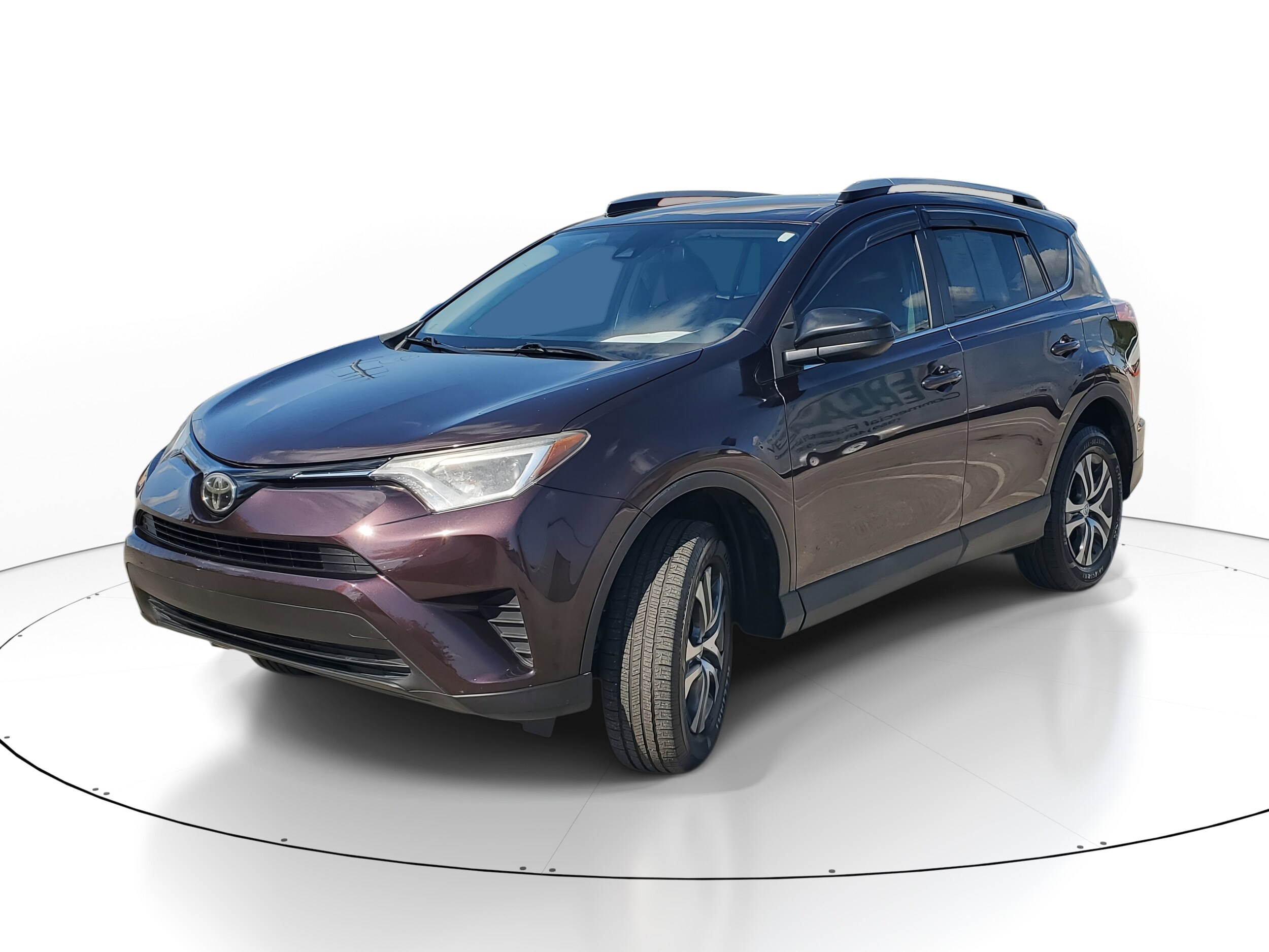 2018 Toyota RAV4 LE photo 4