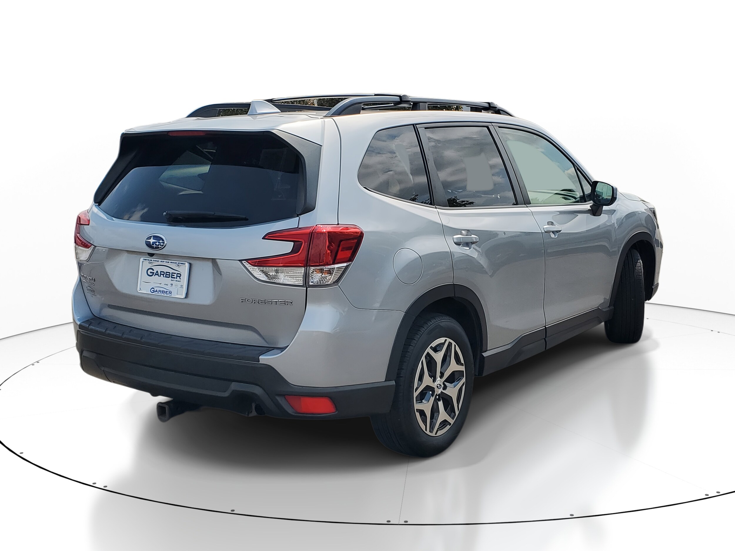 2019 Subaru Forester Premium photo 2