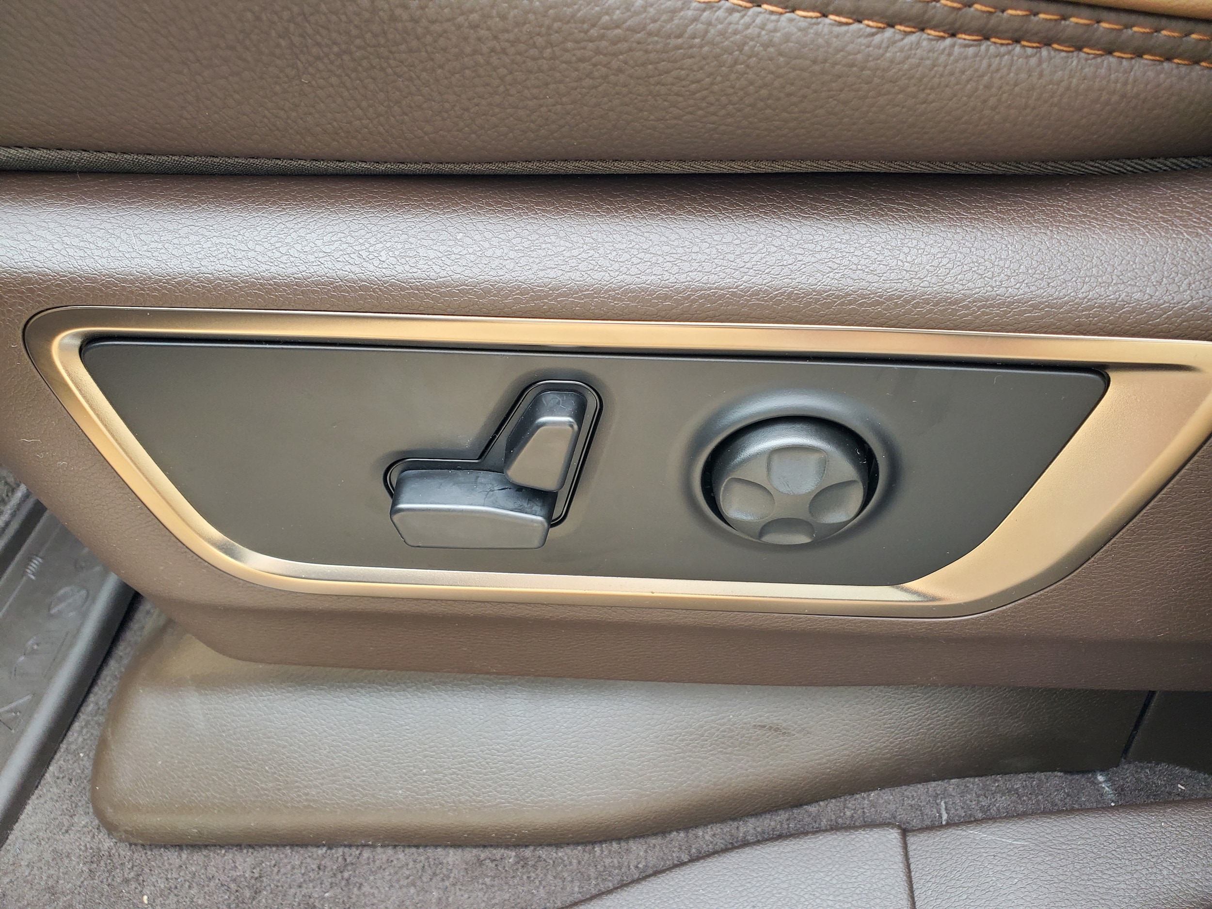 2026 RAM 1500 Limited Longhorn - Photo 6