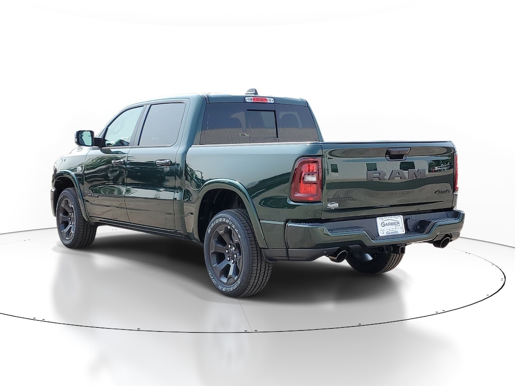 New 2026 Ram 1500 BIG HORN CREW CAB 4X4 5'7 BOX Pickup