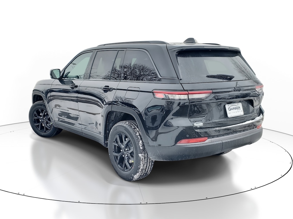 New 2026 Jeep Grand Cherokee LAREDO ALTITUDE 4X4 Sport Utility