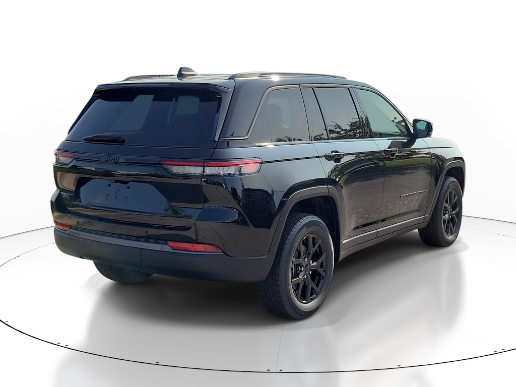 New 2026 Jeep Grand Cherokee LAREDO ALTITUDE 4X4 Sport Utility