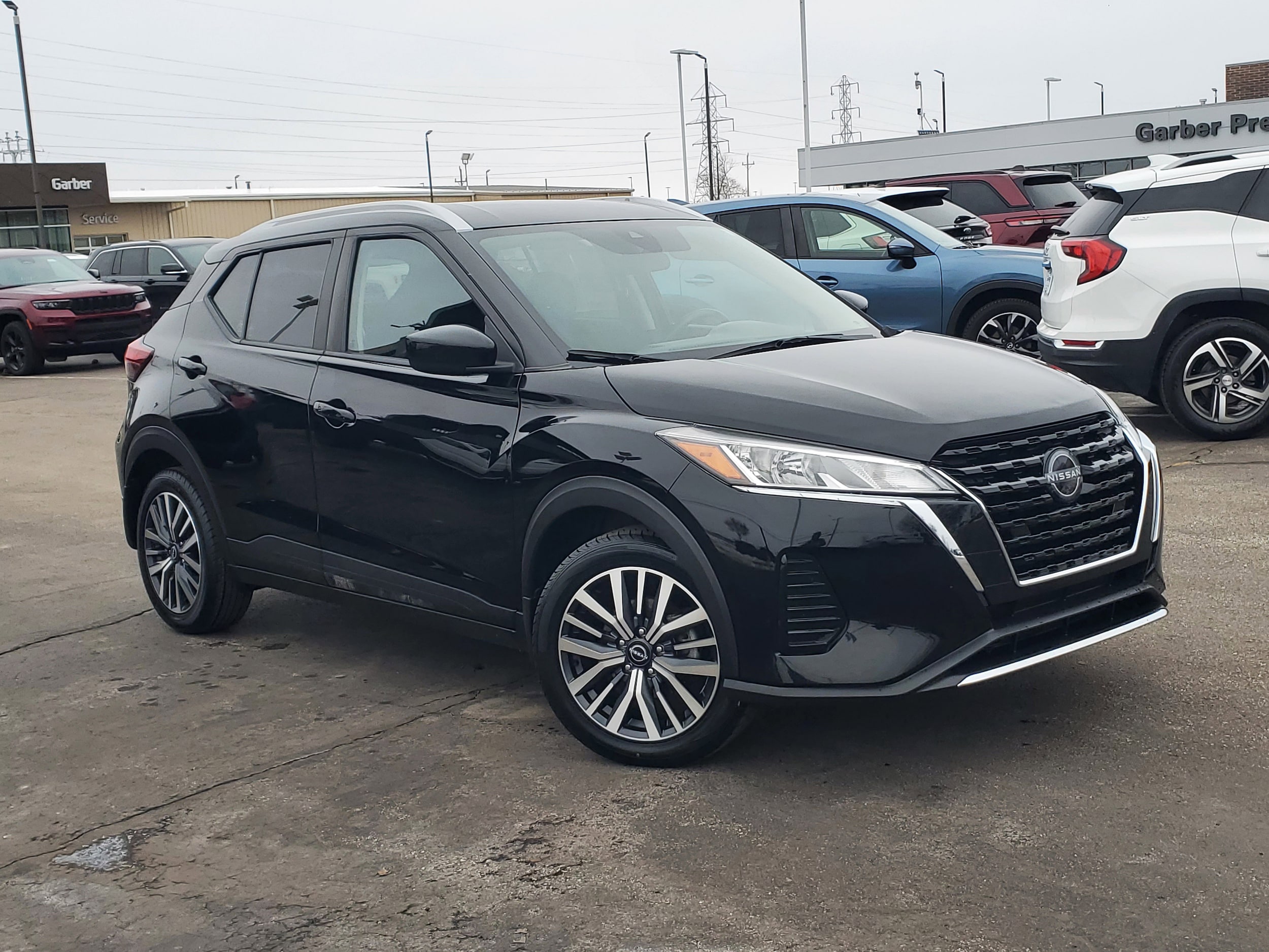 2023 Nissan Kicks SV