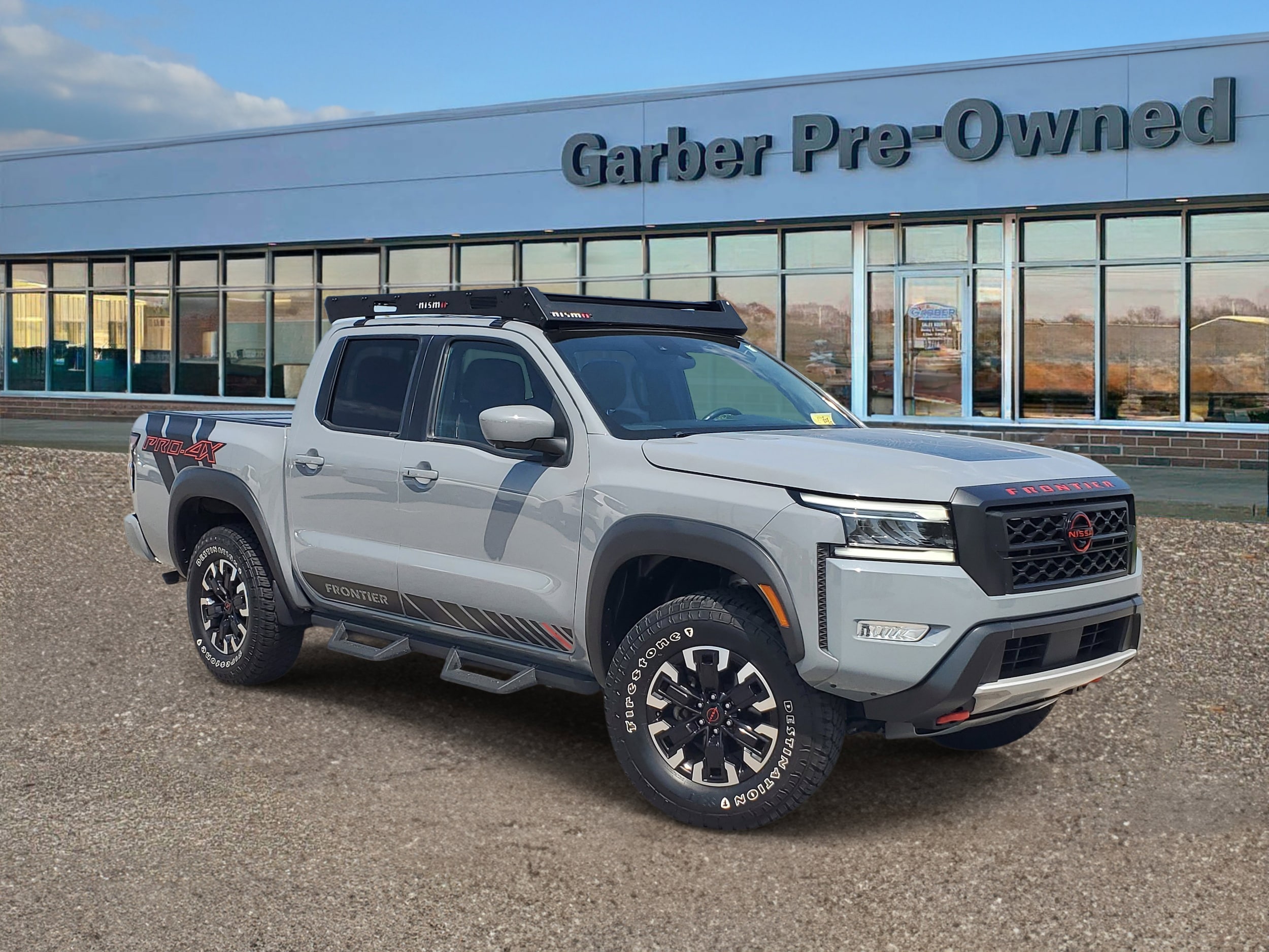 2023 Nissan Frontier PRO-4X Crew Cab 4X4's photo