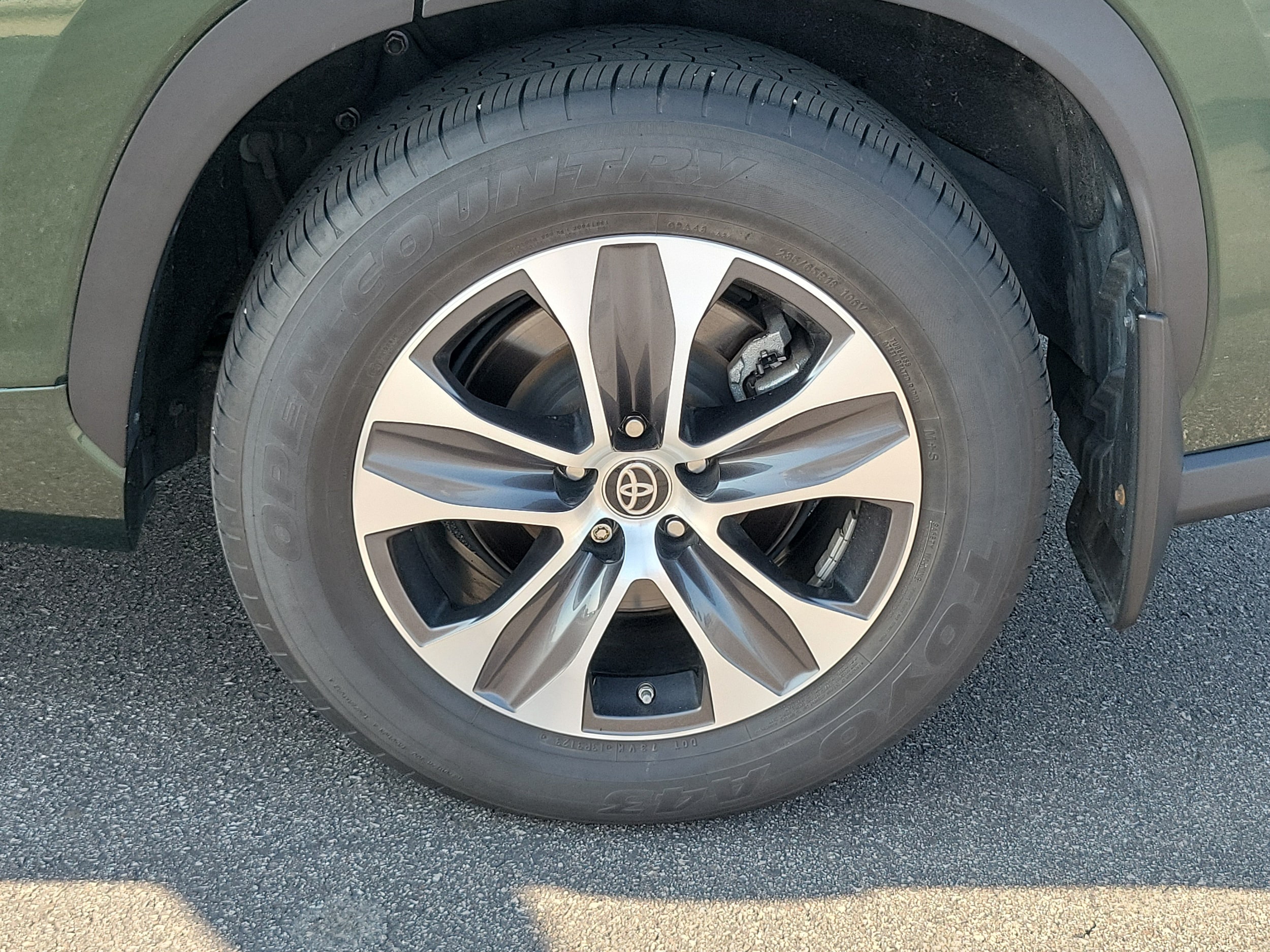 2023 Toyota Highlander XLE - Photo 39
