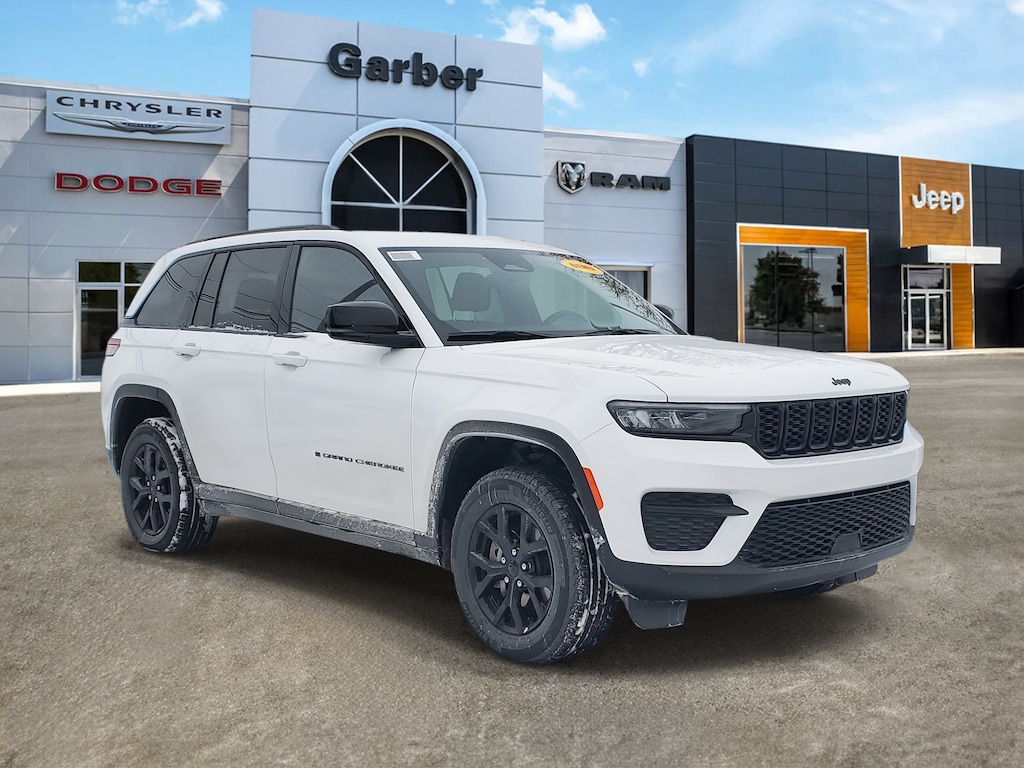 New 2025 Jeep Grand Cherokee ALTITUDE X 4X4 Sport Utility