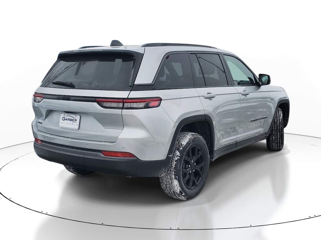 New 2026 Jeep Grand Cherokee LAREDO ALTITUDE 4X4 Sport Utility