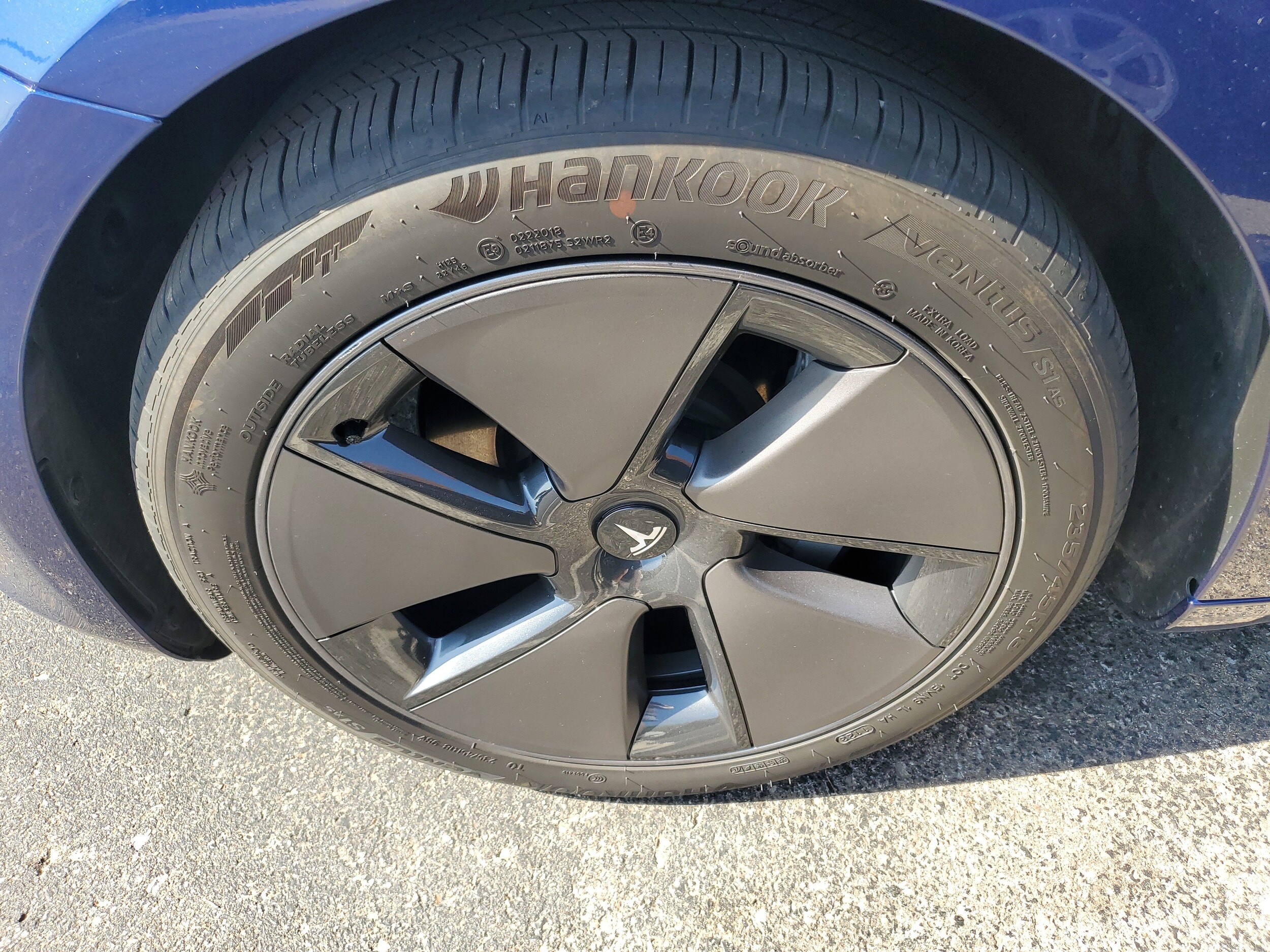 2023 Tesla Model 3 photo 2