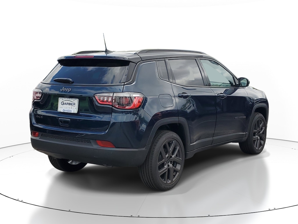 New 2026 Jeep Compass LIMITED ALTITUDE 4X4 Sport Utility