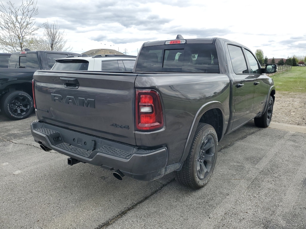 New 2026 Ram 1500 BIG HORN CREW CAB 4X4 5'7 BOX Pickup