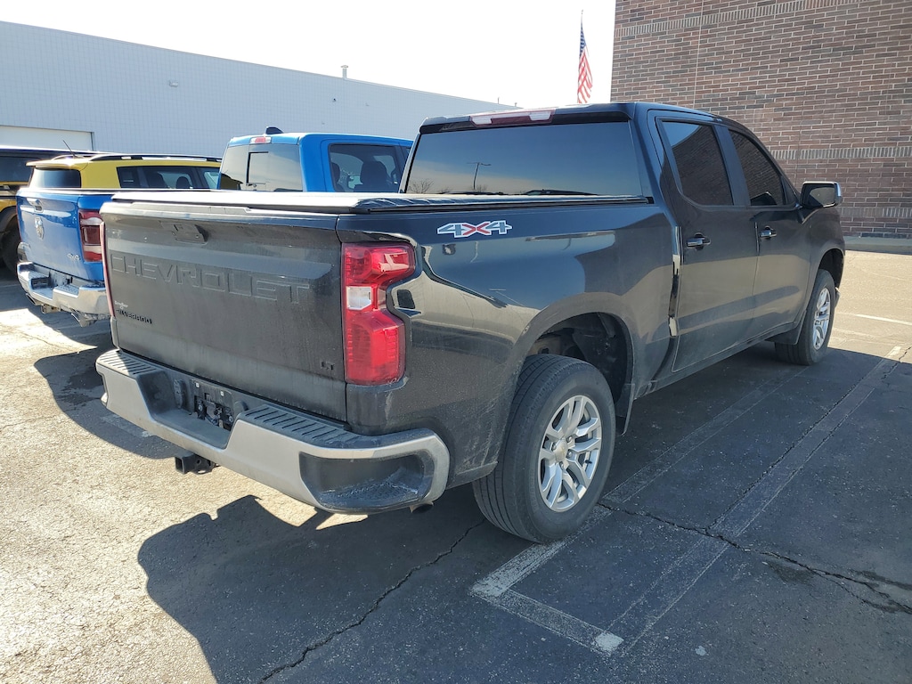 Used 2021 Chevrolet Silverado 1500 LT Truck Crew Cab