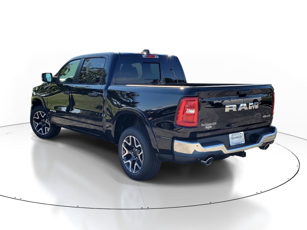 New 2026 Ram 1500 LARAMIE CREW CAB 4X4 5'7 BOX Pickup