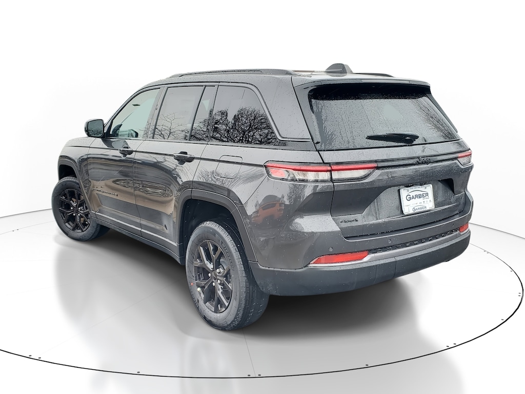 New 2026 Jeep Grand Cherokee LAREDO ALTITUDE 4X4 Sport Utility