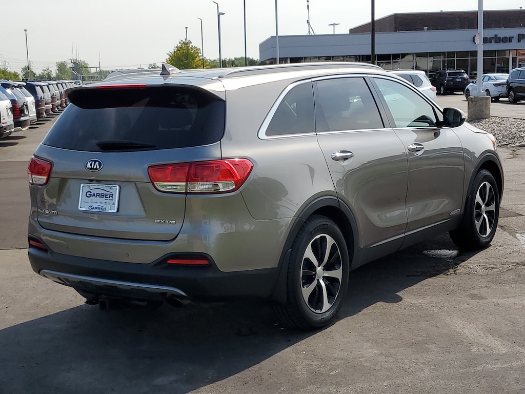Used 2017 Kia Sorento EX SUV