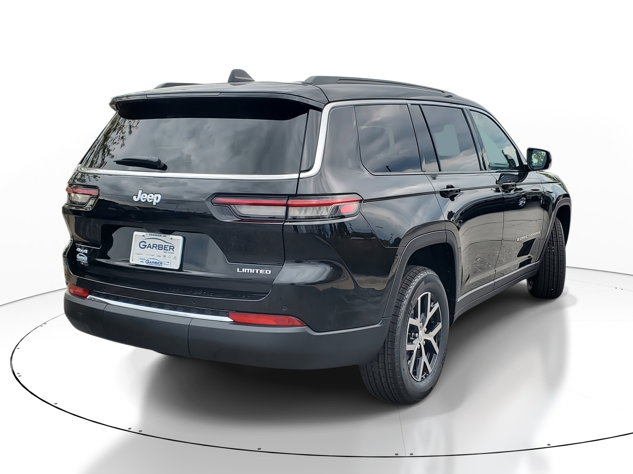 2025 Jeep Grand Cherokee Limited photo 2