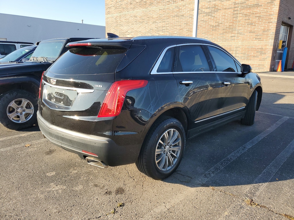 Used 2017 Cadillac XT5 Luxury SUV