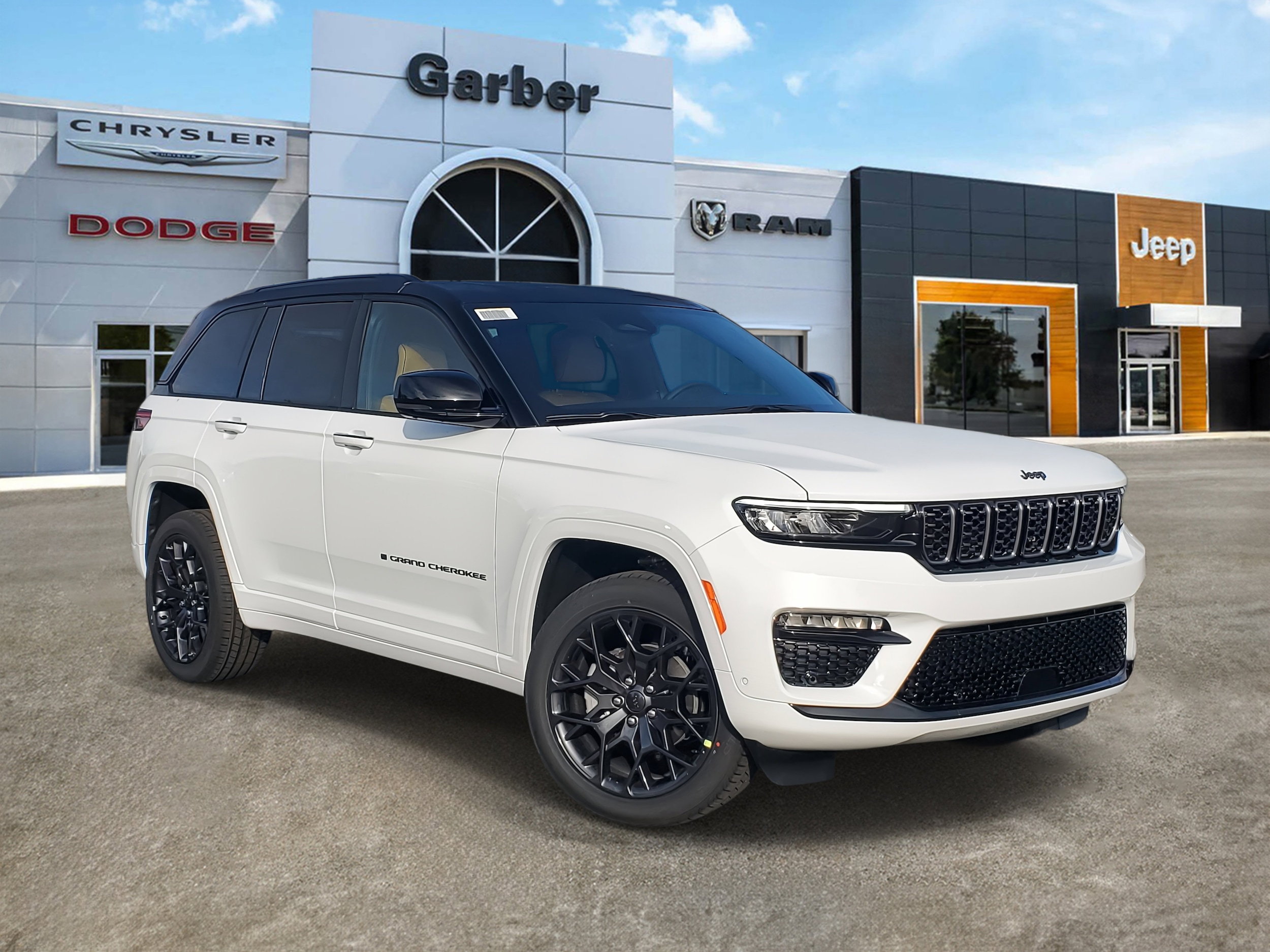 2025 Jeep Grand Cherokee Summit's photo