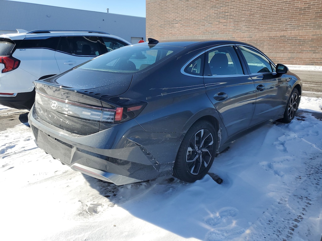 Used 2024 Hyundai Sonata SEL Sedan