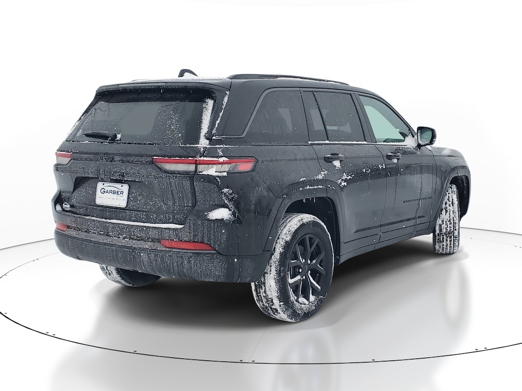 New 2026 Jeep Grand Cherokee LAREDO ALTITUDE 4X4 Sport Utility