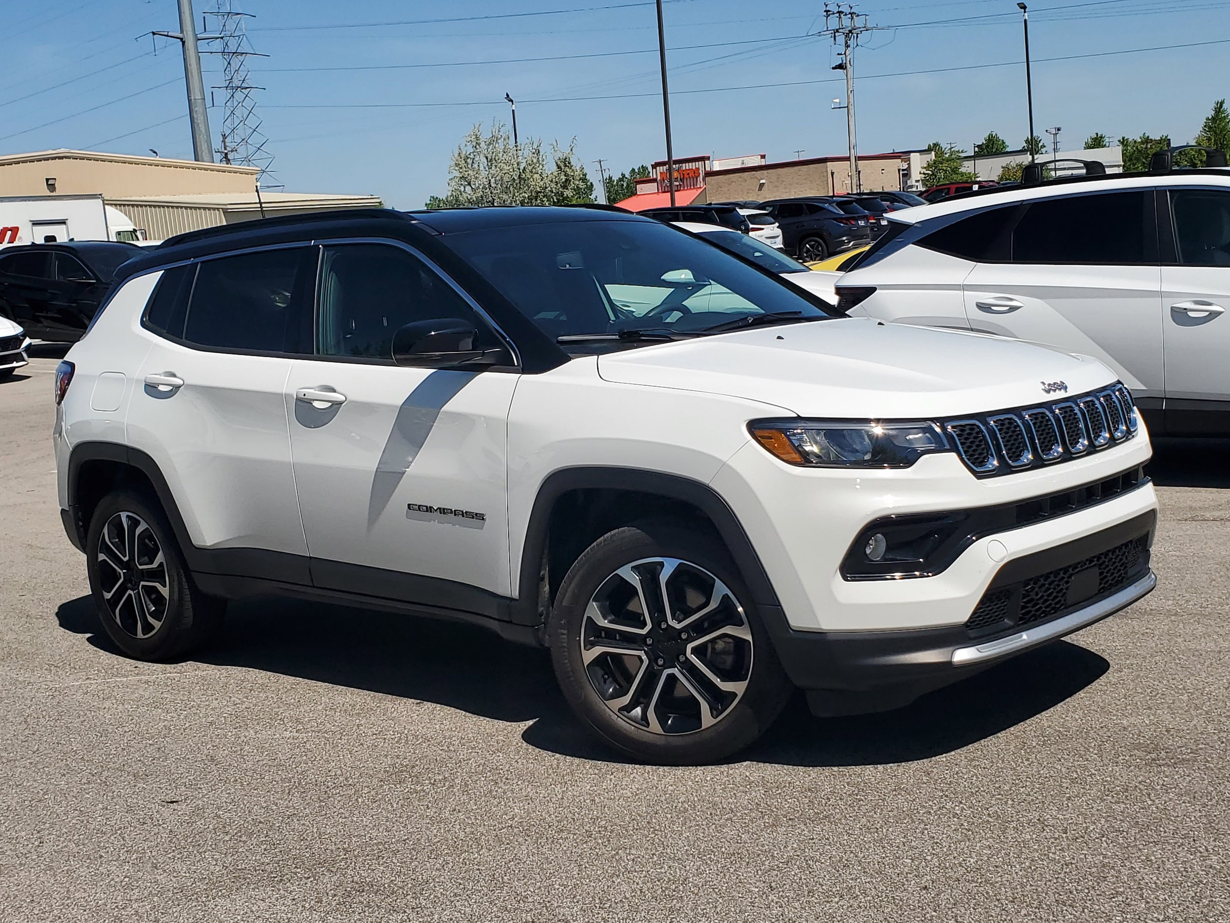 2023 Jeep Compass Limited 4X4's photo