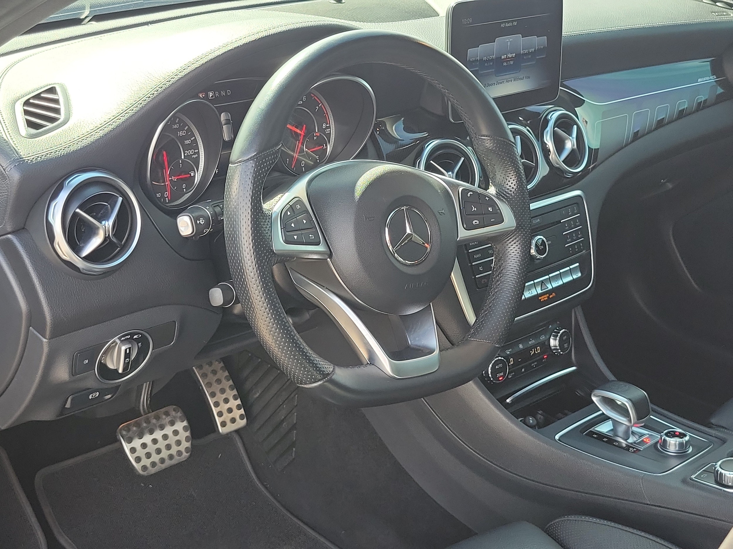 2019 Mercedes-Benz GLA-Class AMG GLA45 - Photo 7