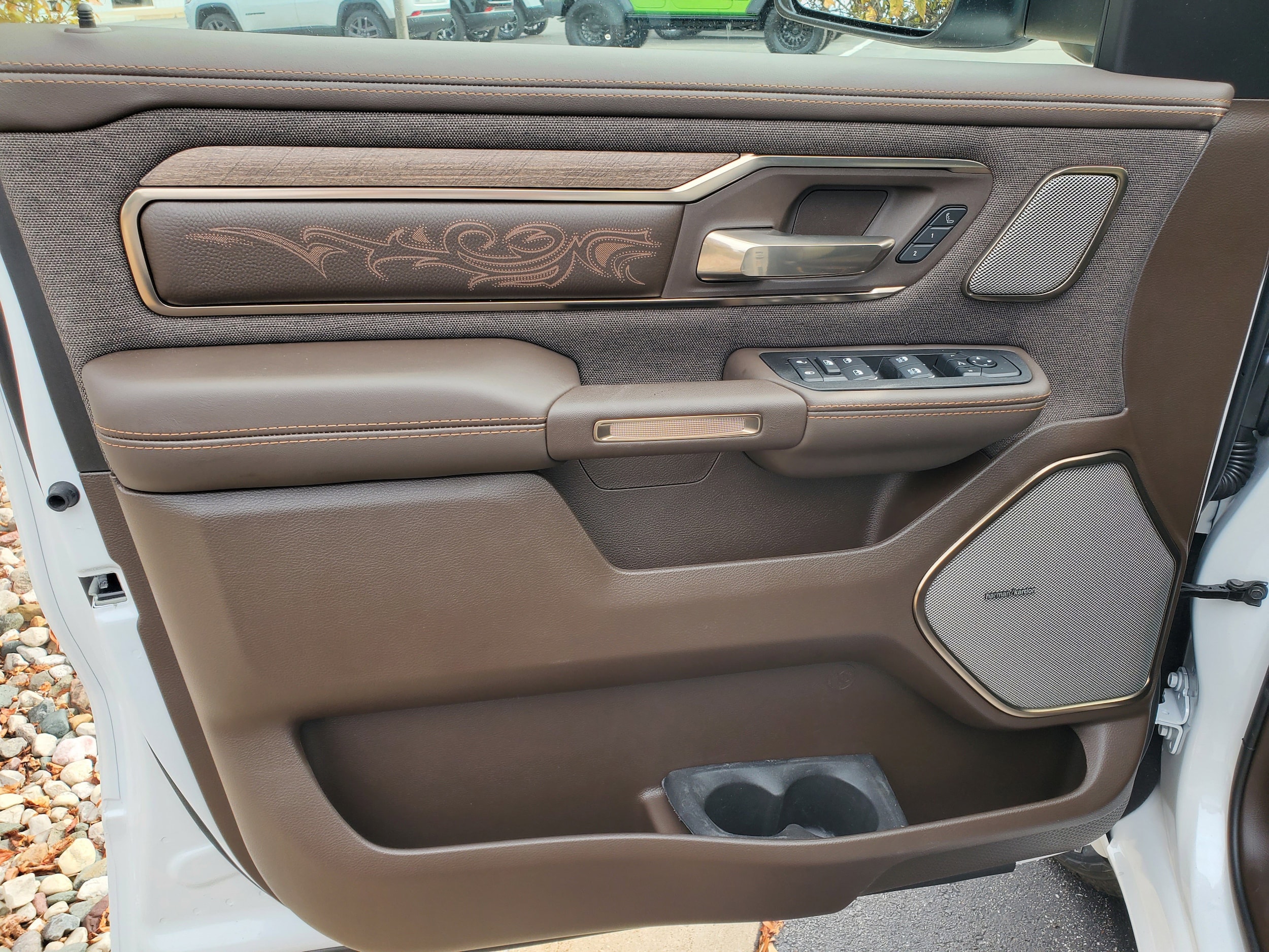 2026 RAM 1500 Limited Longhorn - Photo 7