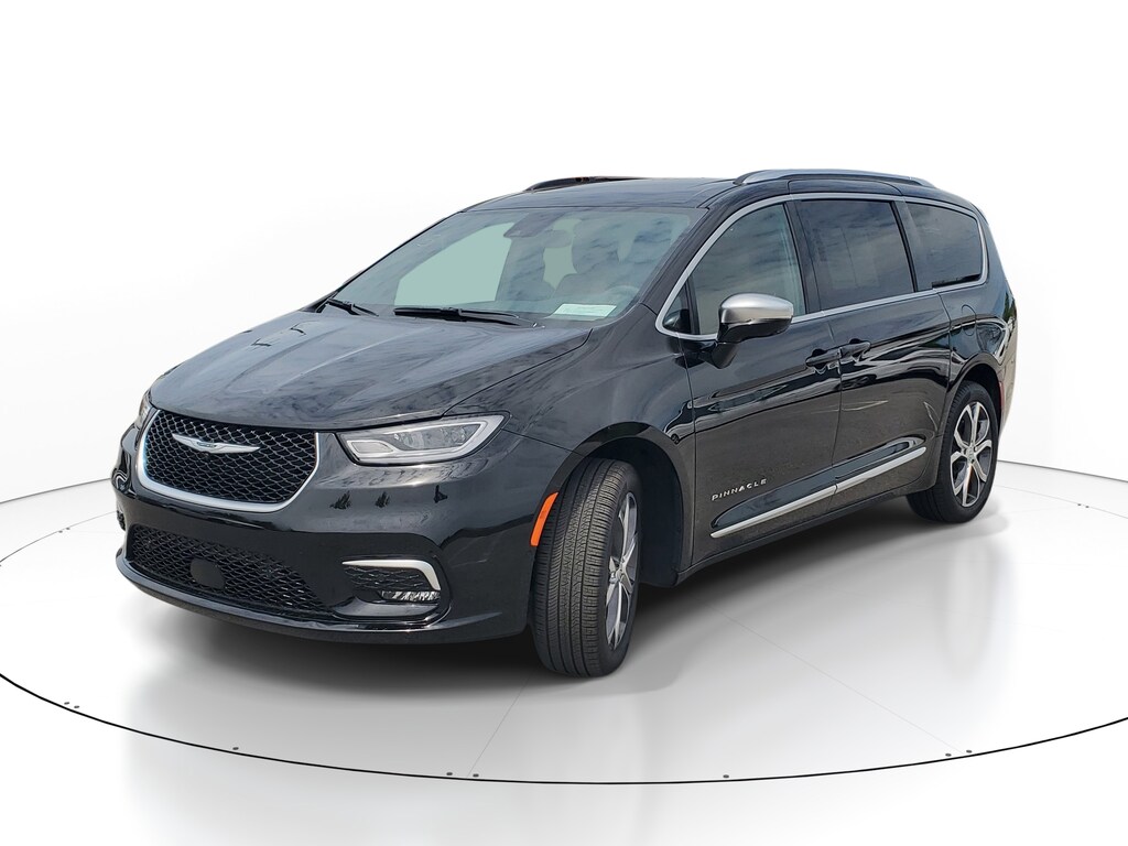 Used 2026 Chrysler Pacifica Pinnacle Van Passenger Van