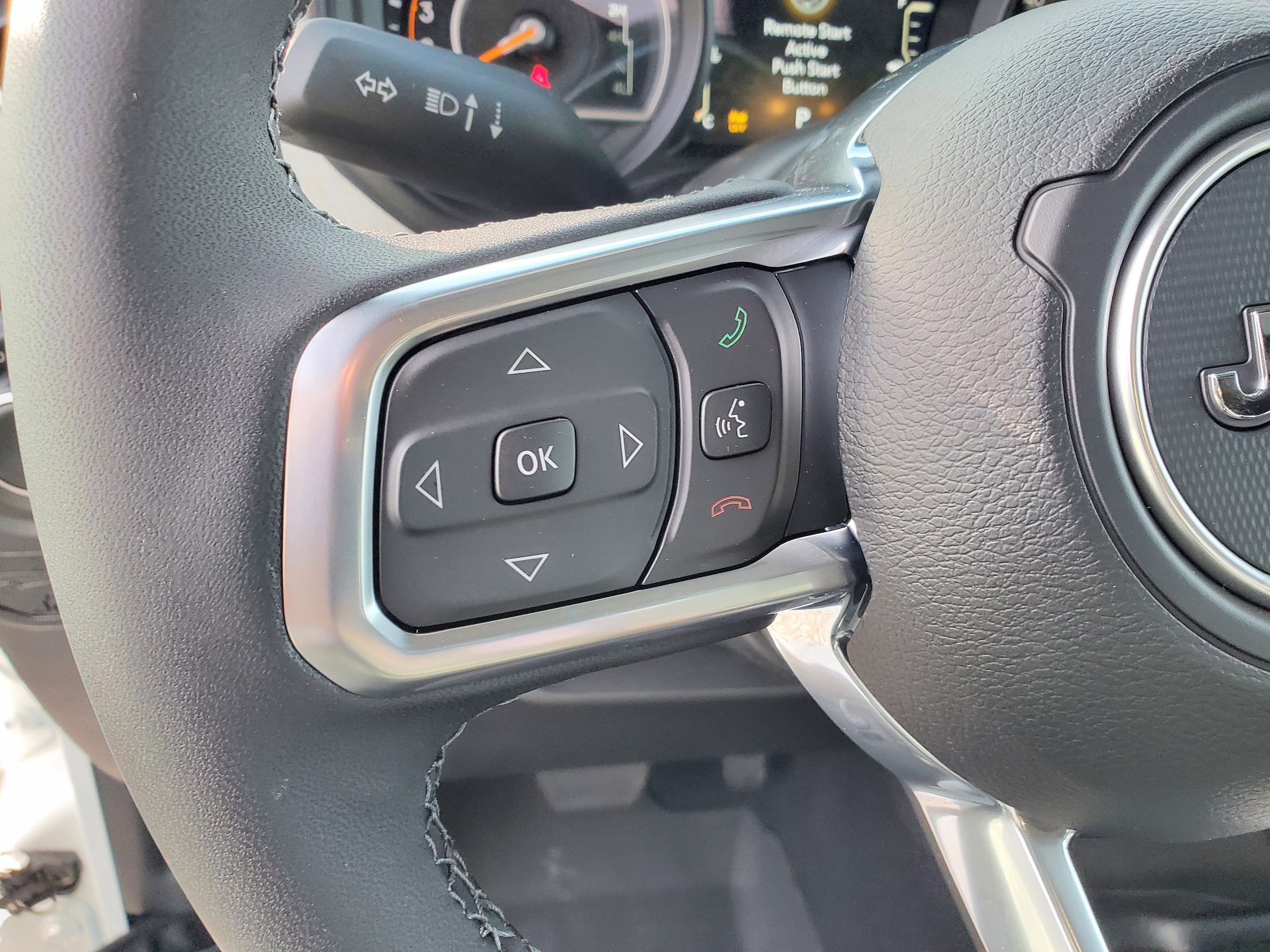 2026 Jeep Wrangler 4-Door Sahara - Photo 11