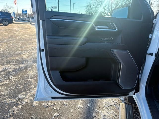 2023 Chevrolet Silverado 1500 High Country - Photo 12