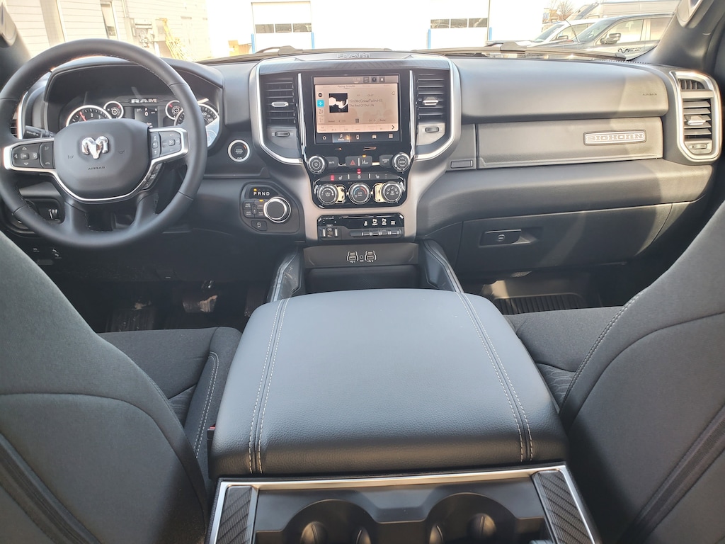 New 2026 Ram 1500 BIG HORN CREW CAB 4X4 5'7 BOX Pickup