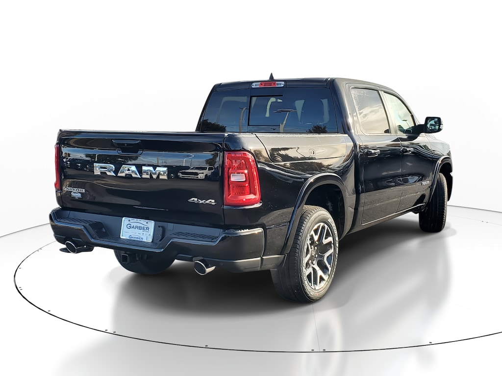 New 2026 Ram 1500 LARAMIE CREW CAB 4X4 5'7 BOX Pickup