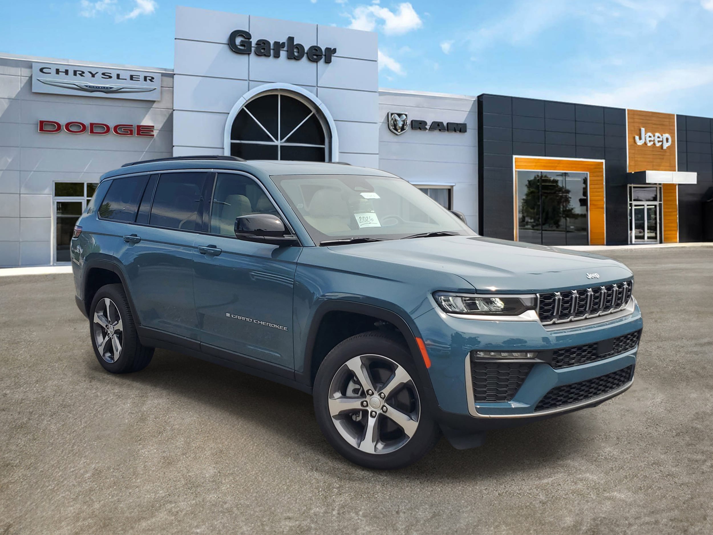 2026 Jeep Grand Cherokee L Limited 4x4's photo