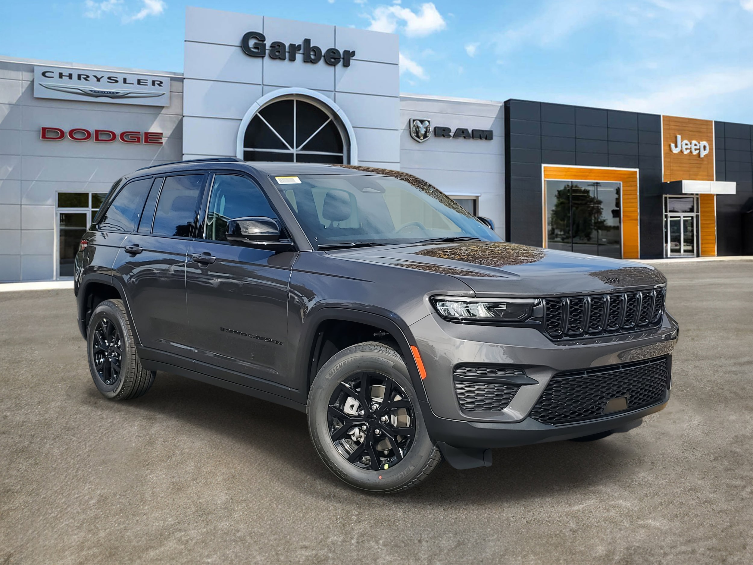 2025 Jeep Grand Cherokee Altitude's photo