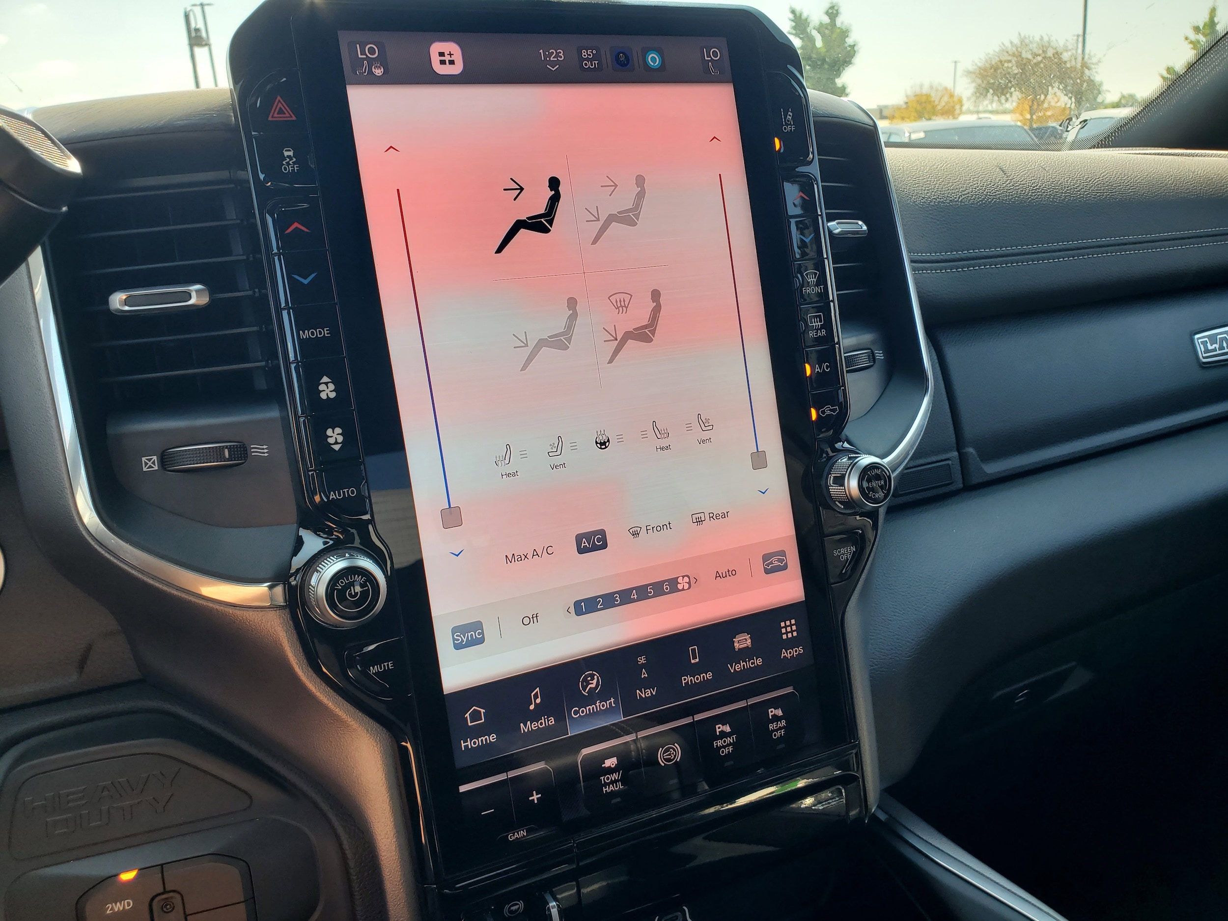 2026 RAM 2500 Laramie - Photo 21