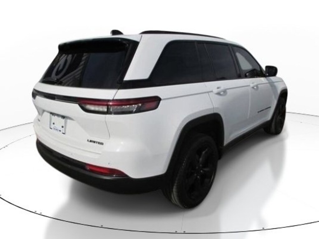 Used 2024 Jeep Grand Cherokee Limited SUV