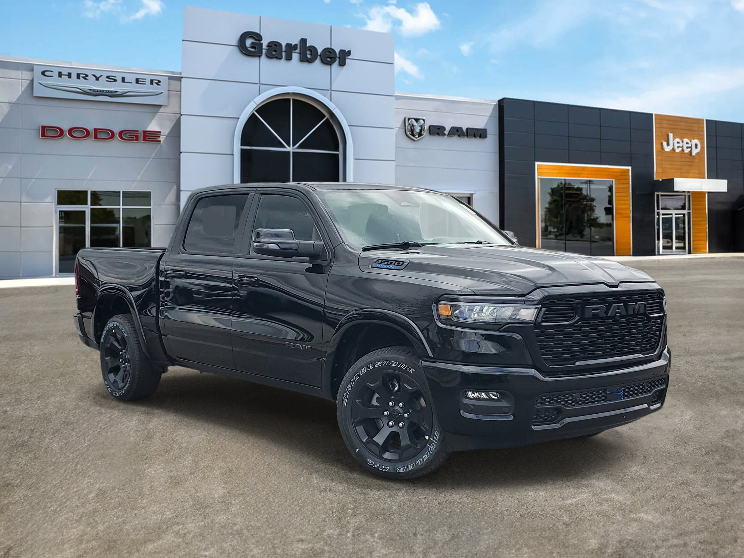 2026 RAM 1500 Big Horn/Lone Star 4x4 Crew Cab 5'7's photo