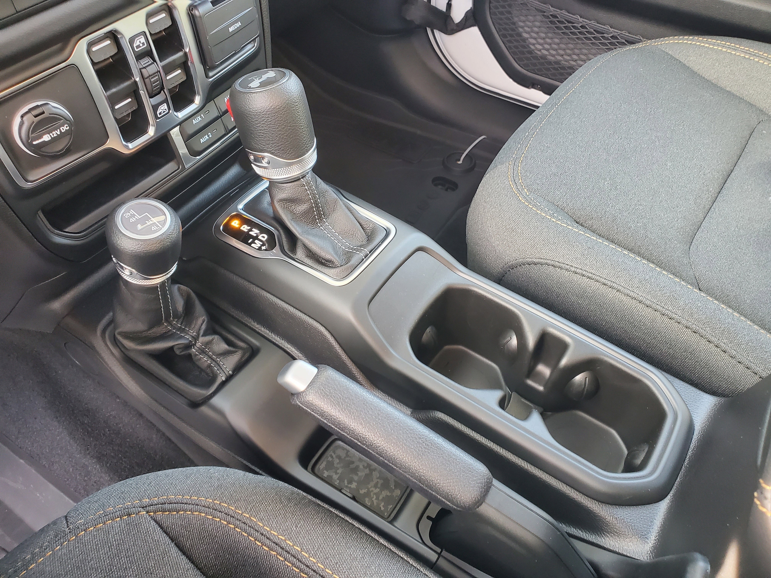 2026 Jeep Wrangler 4-Door Sahara - Photo 21