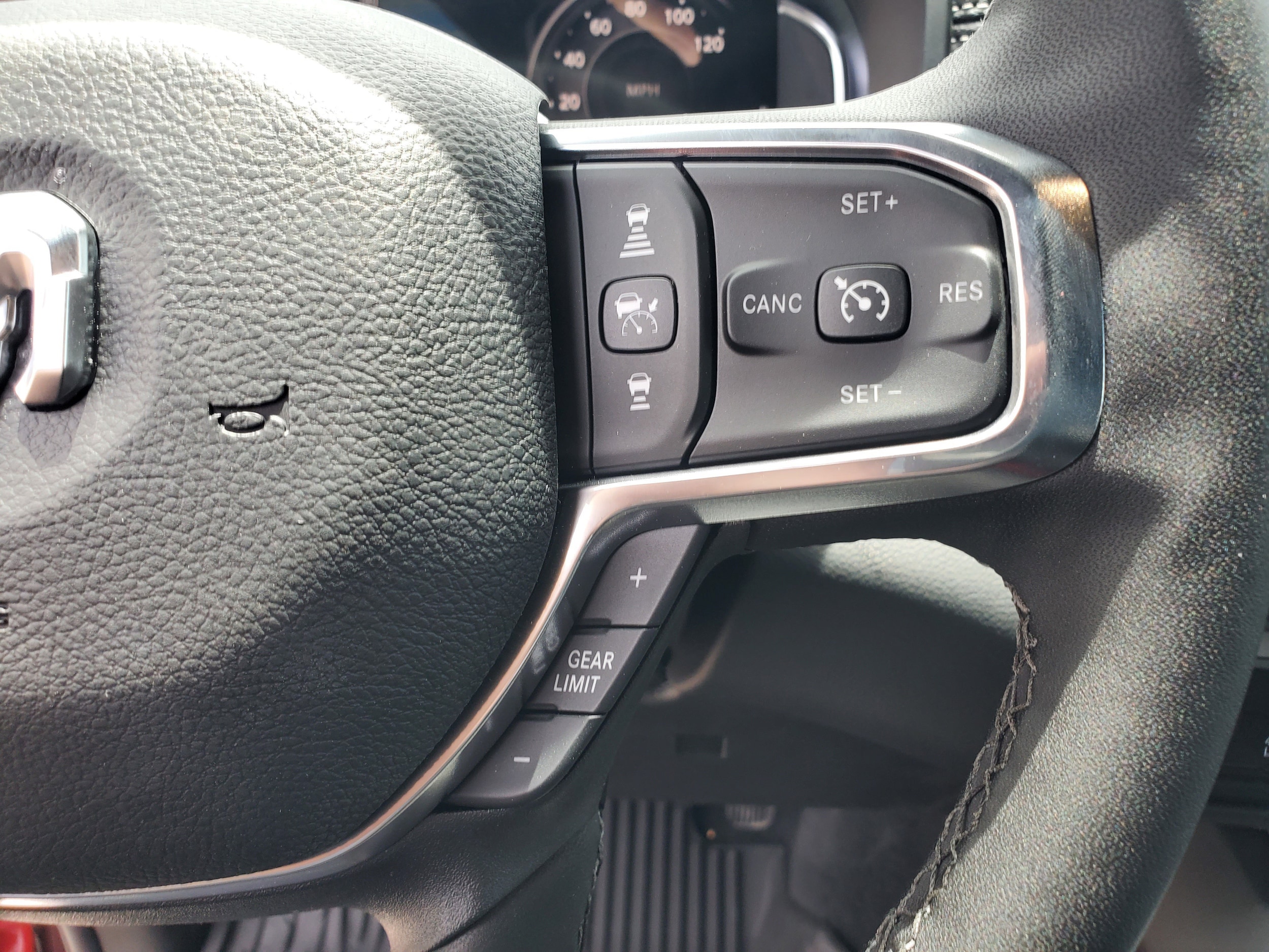 2026 RAM 2500 Laramie - Photo 16