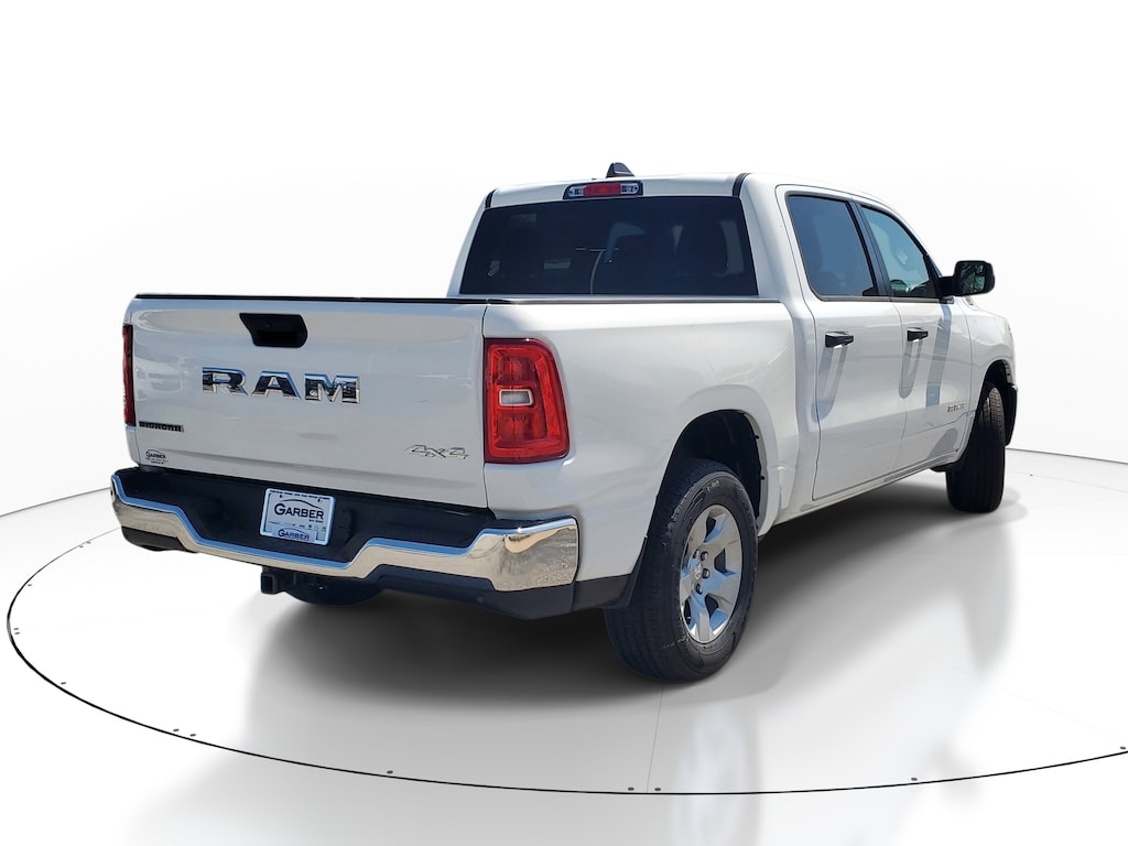 New 2026 Ram 1500 BIG HORN CREW CAB 4X4 5'7 BOX Pickup