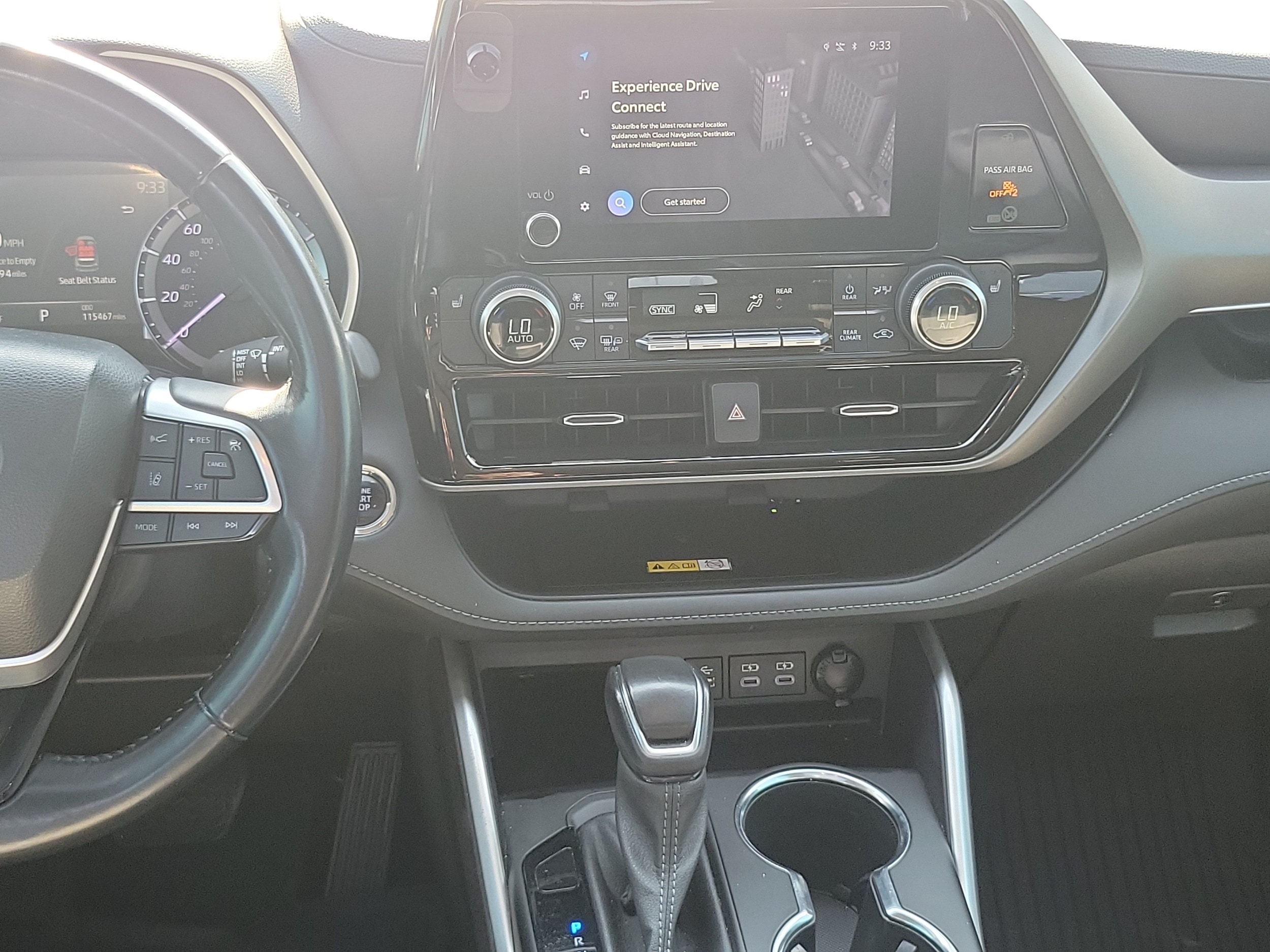 2023 Toyota Highlander XLE - Photo 28