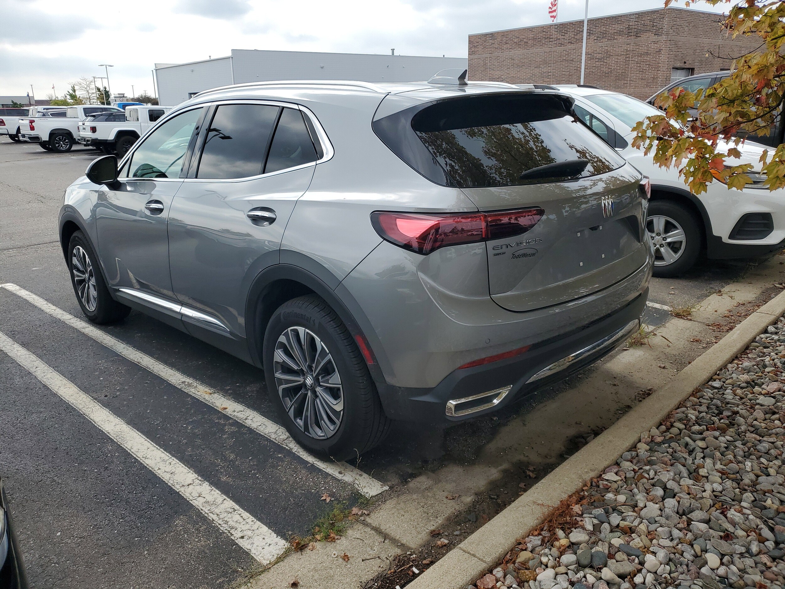 2024 Buick Envision Preferred photo 3
