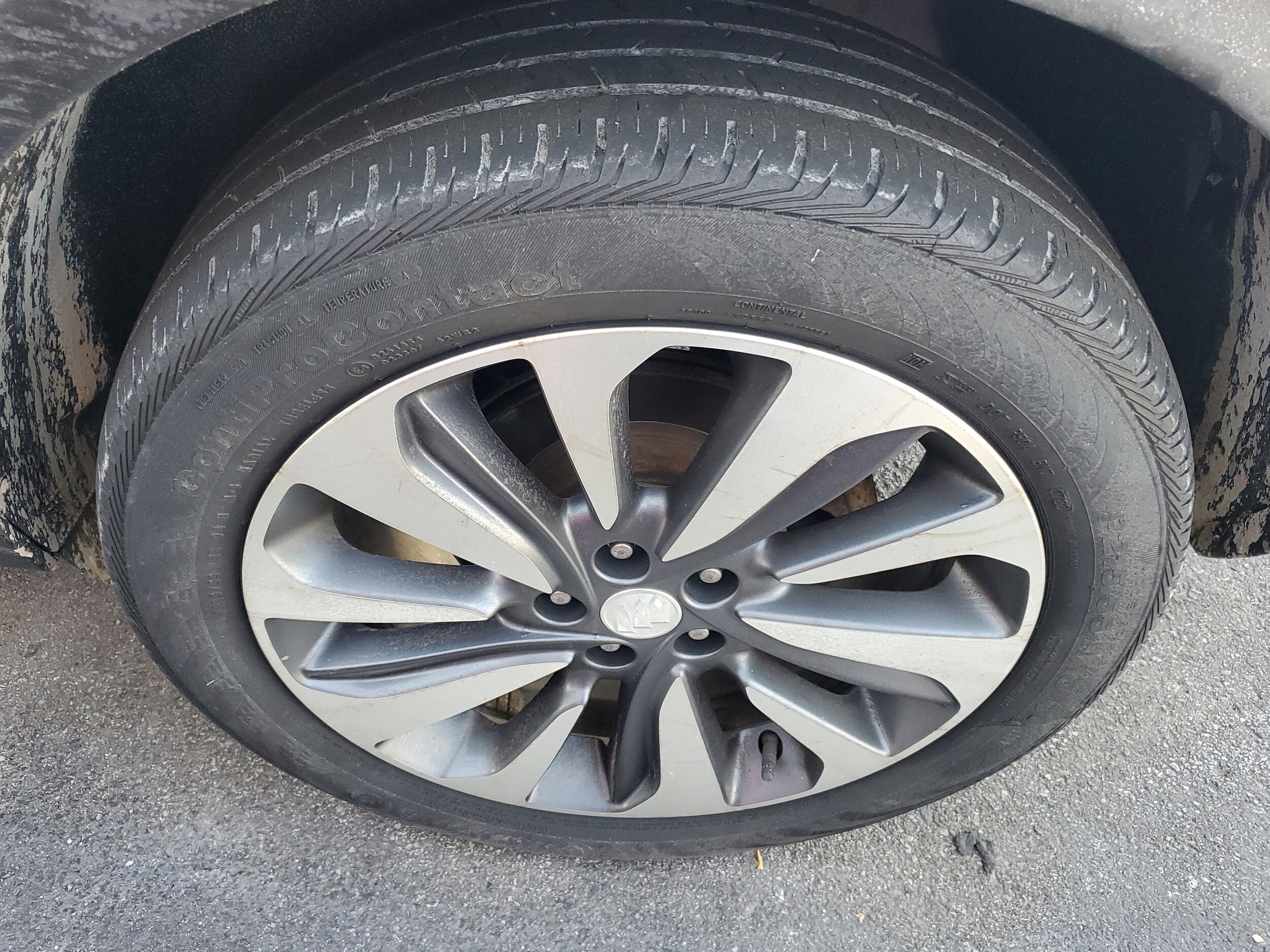 2022 Buick Encore Preferred photo 2