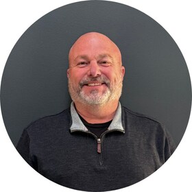 Staff member Steven Thompson from ID_bfa2837c3544