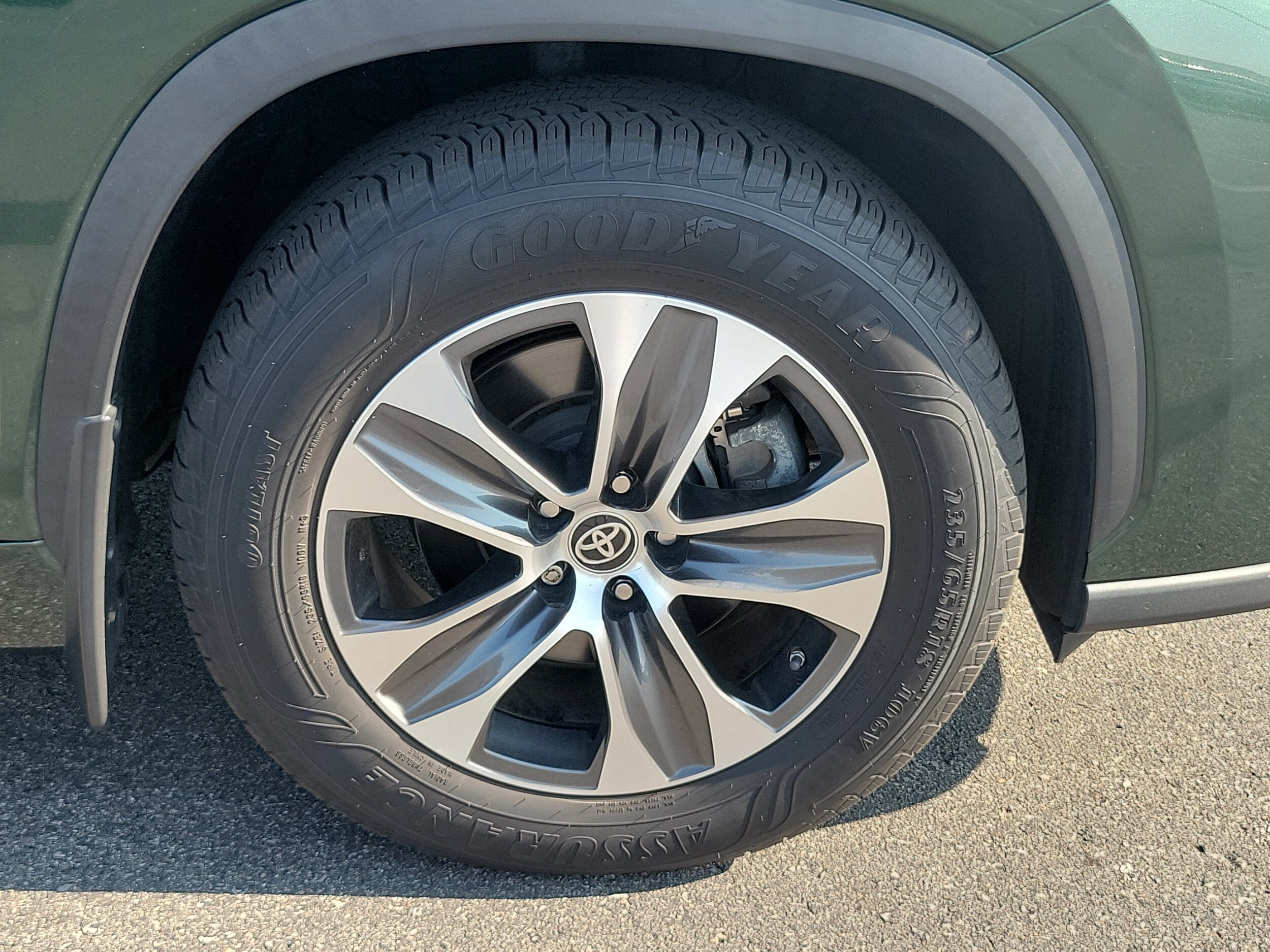 2023 Toyota Highlander XLE - Photo 37